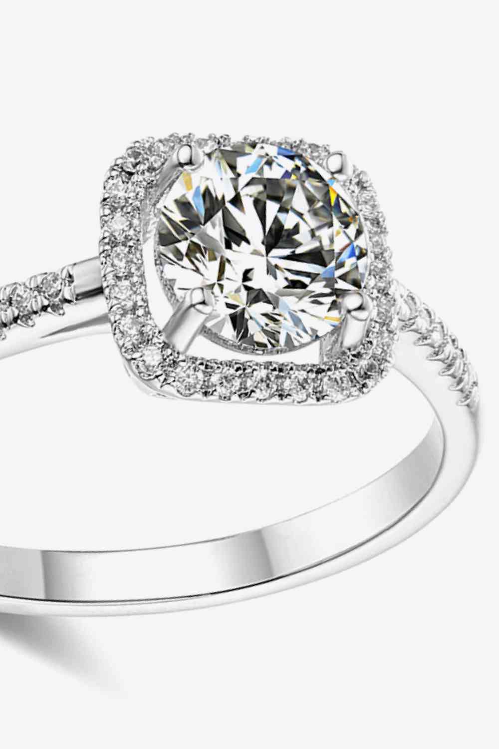 1 Carat Moissanite Zircon Ring